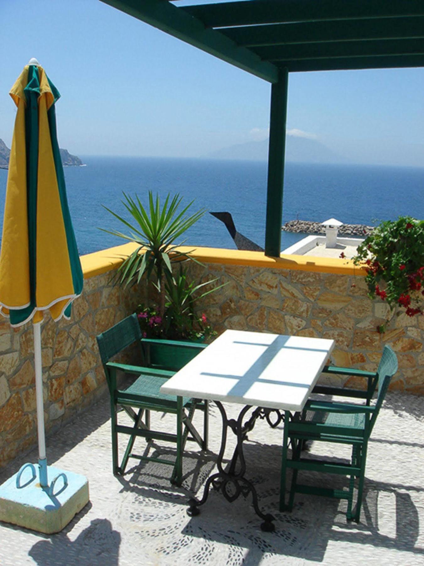 Finiki View Hotel Apartments Экстерьер фото